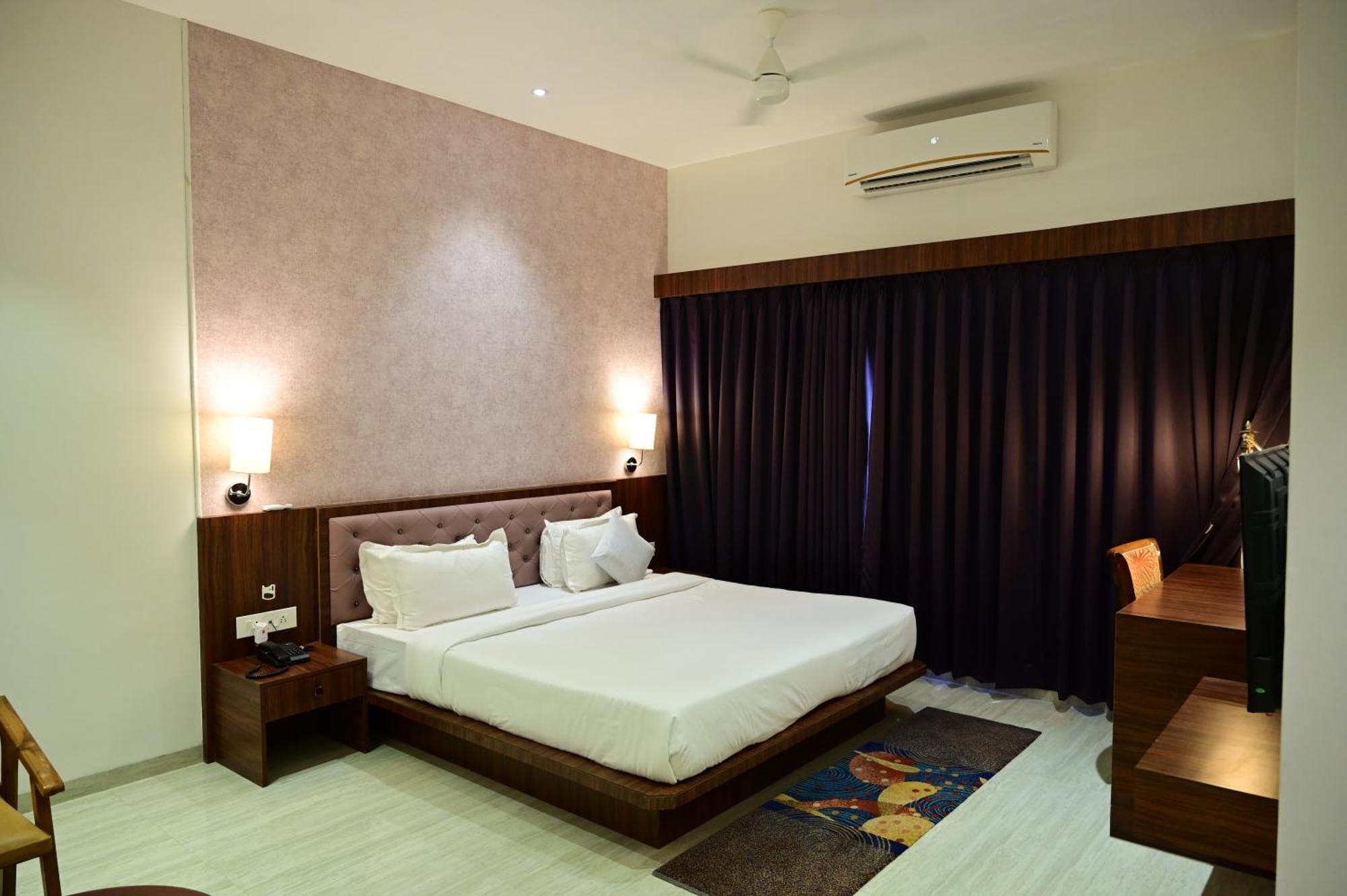 The One Hotel Nashik Extérieur photo