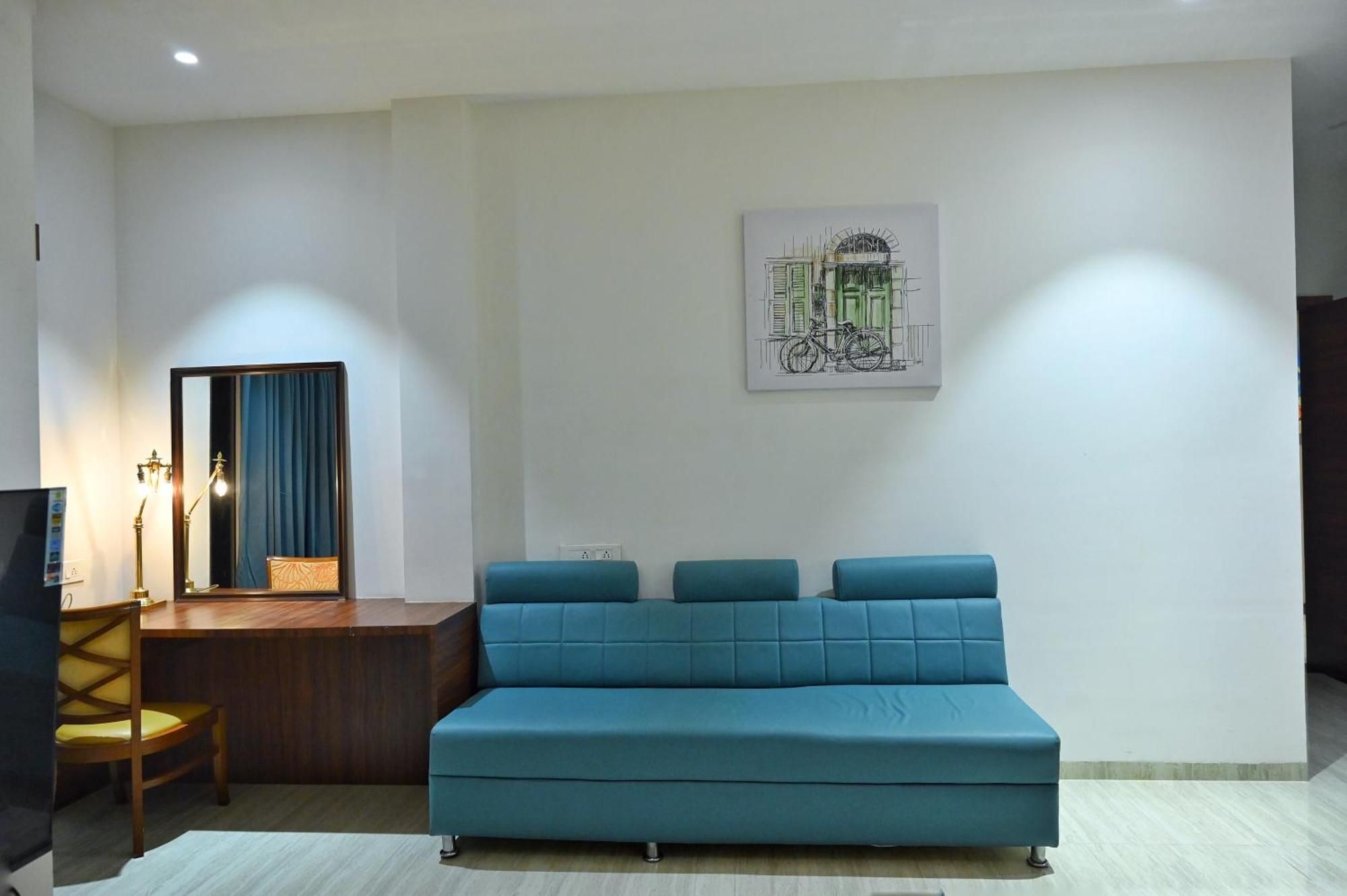 The One Hotel Nashik Extérieur photo