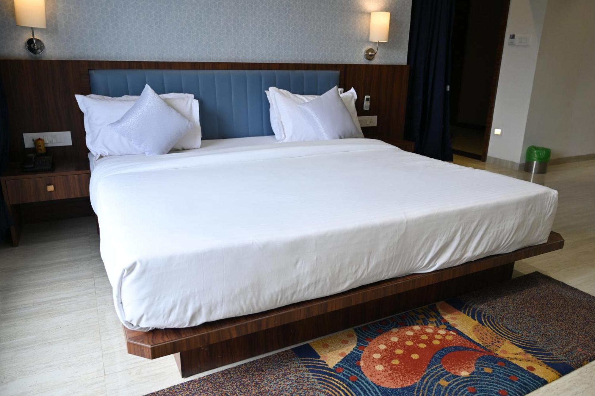 The One Hotel Nashik Extérieur photo